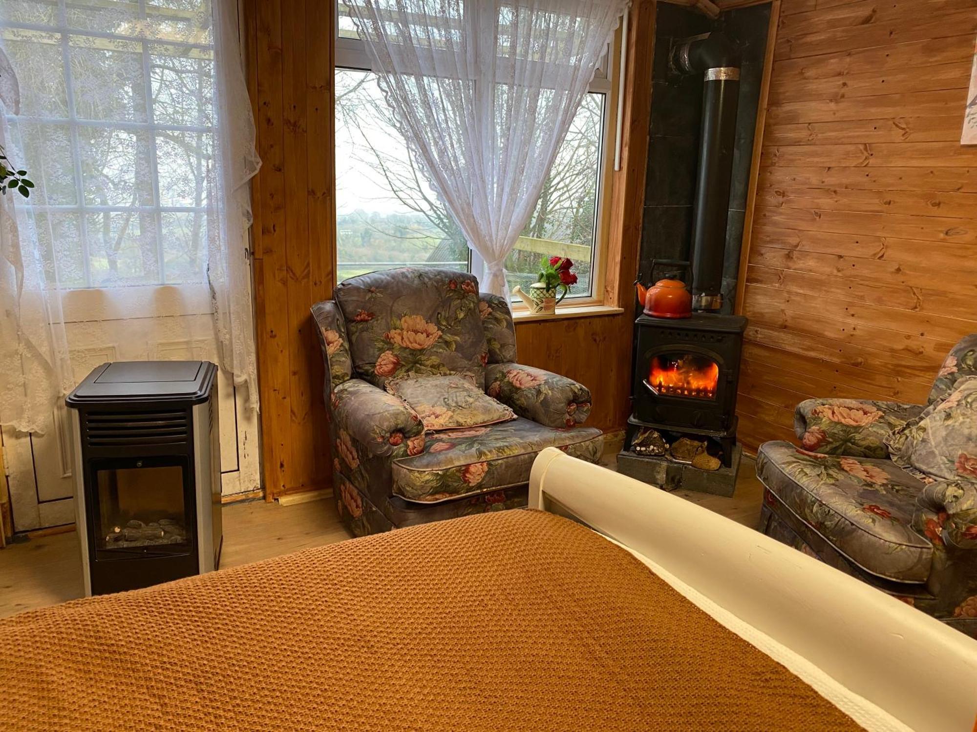 Cozy Room In A Barn With Farm View ダブリン エクステリア 写真